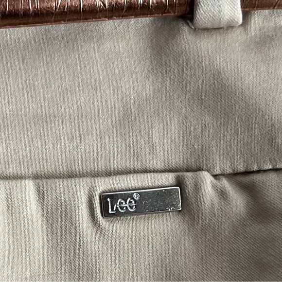 Lee (Modern Fit) straight leg khaki pants. Women’s size 10. Belt included. New. - Picture 7 of 11